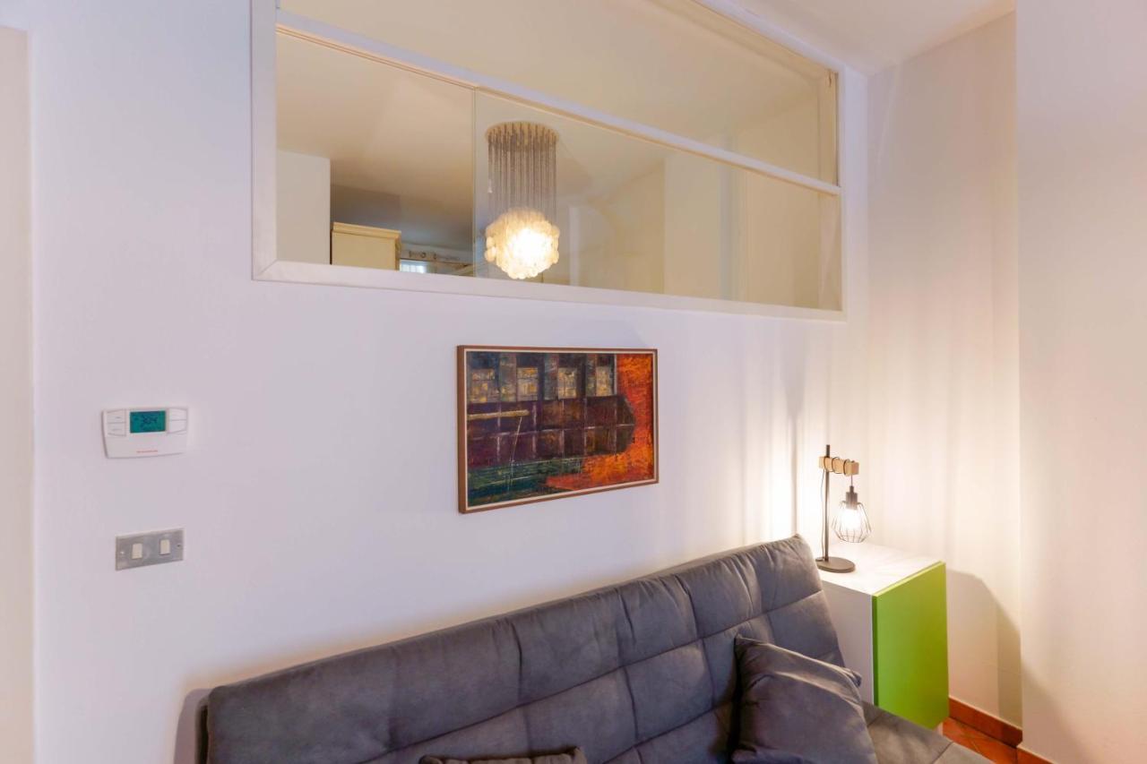 Zamboni 58 Apartment - Zona Movida Болонья Экстерьер фото