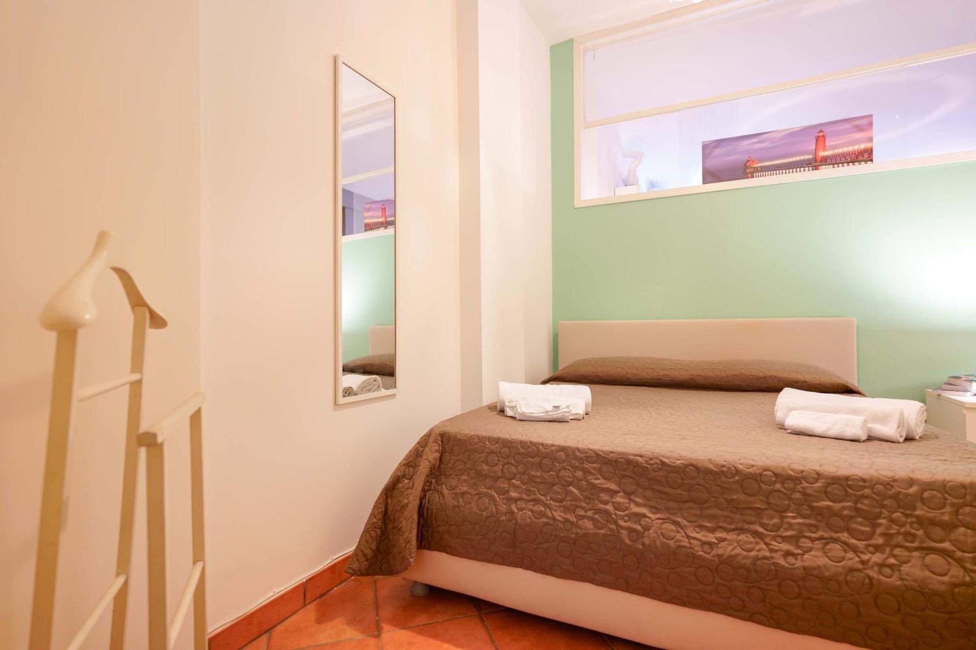 Zamboni 58 Apartment - Zona Movida Болонья Экстерьер фото