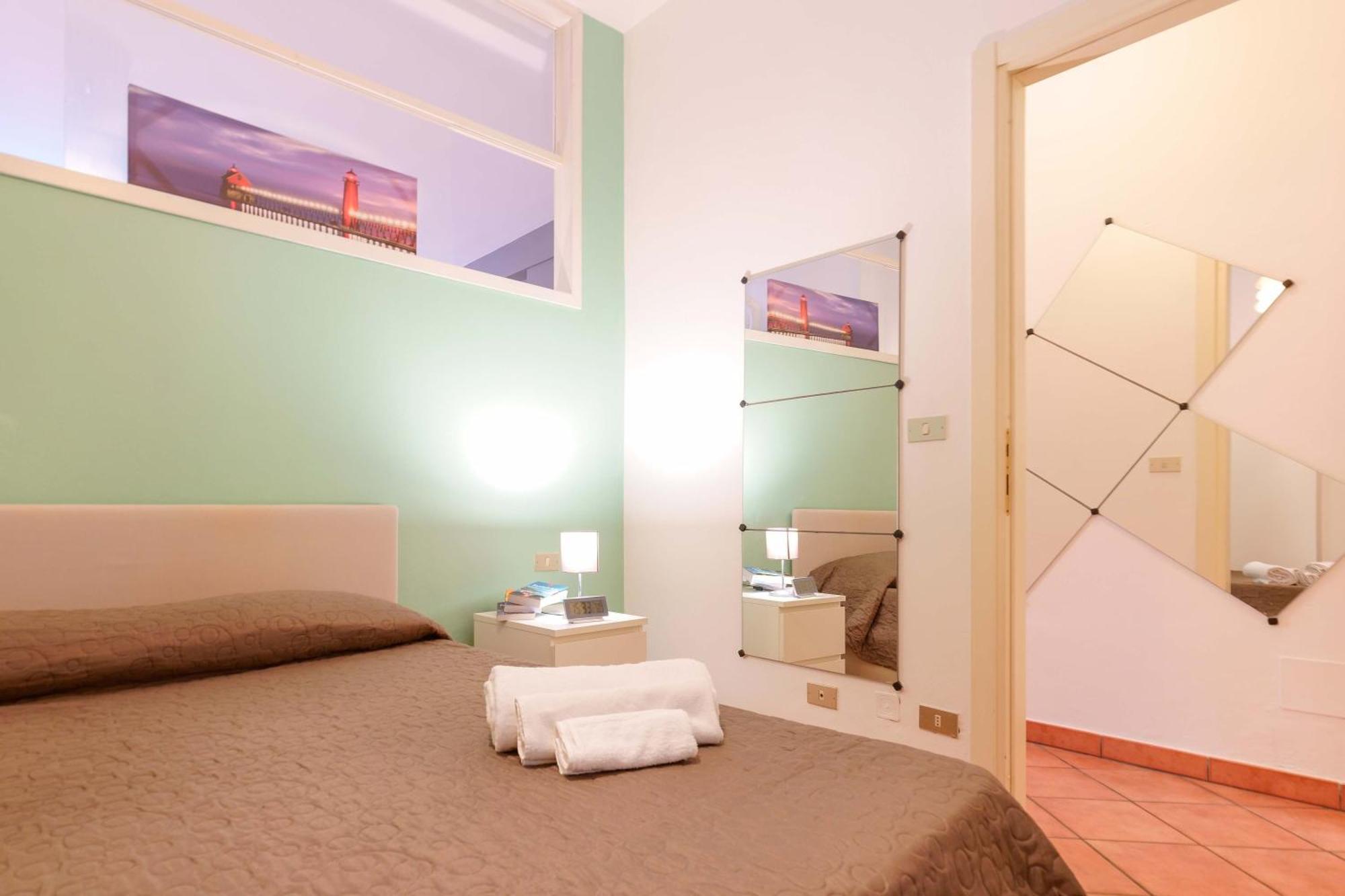 Zamboni 58 Apartment - Zona Movida Болонья Экстерьер фото
